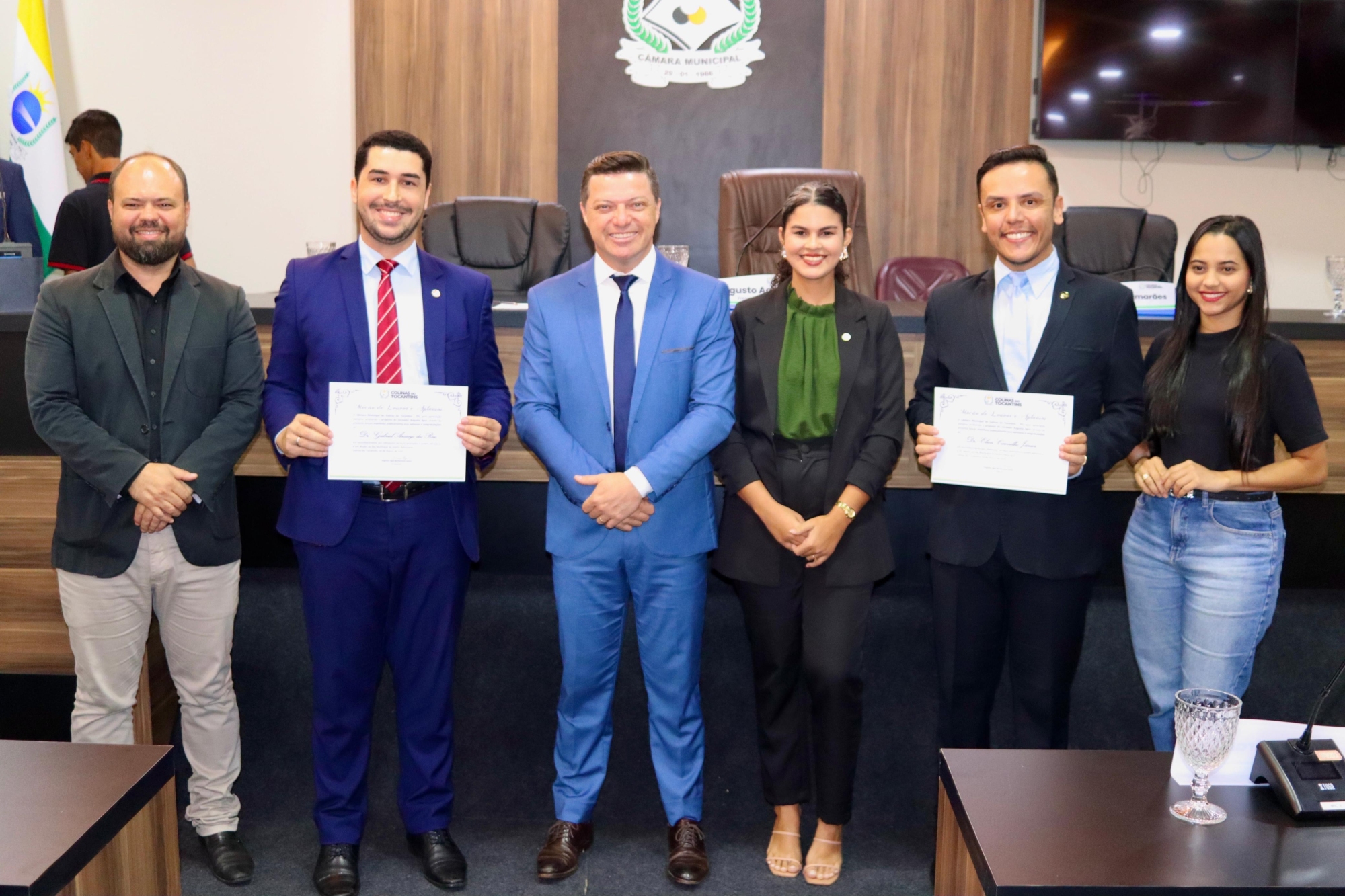 Presidente da Câmara de Colinas Agusto Agra homenageia advogados por atuação na advocacia jovem