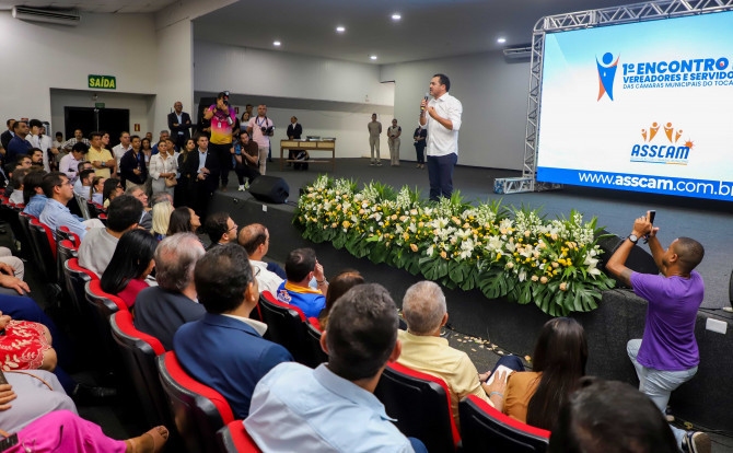 Comitiva de vereadores de Colinas participa do 1º Encontro de Vereadores e Servidores de Câmaras Municipais do Tocantins
