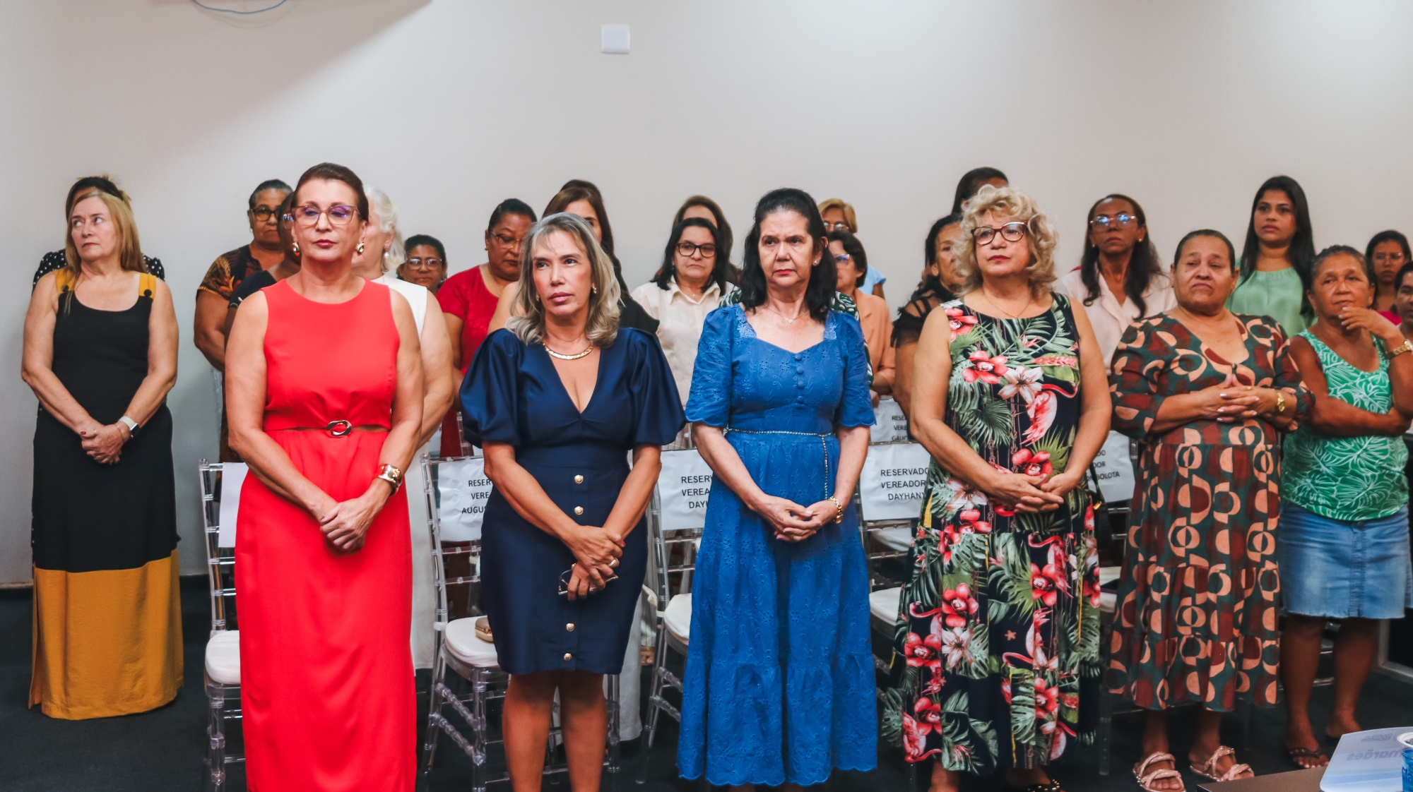 Câmara de Colinas realiza sessão solene em homenagem às mulheres que transformam a cidade