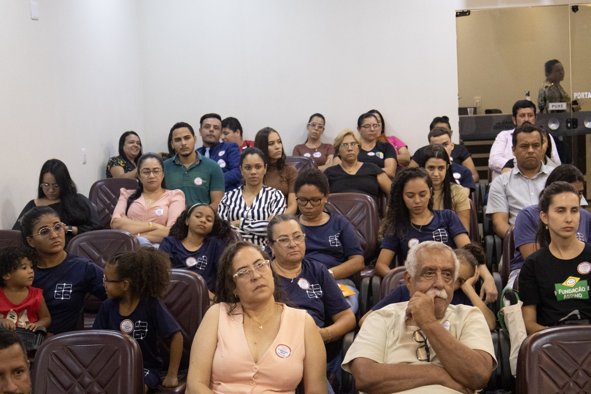 Câmara de Colinas promove roda de conversa sobre violência contra crianças e adolescentes em parceria com Instituto Socioeducativo e Fundação ABRINQ