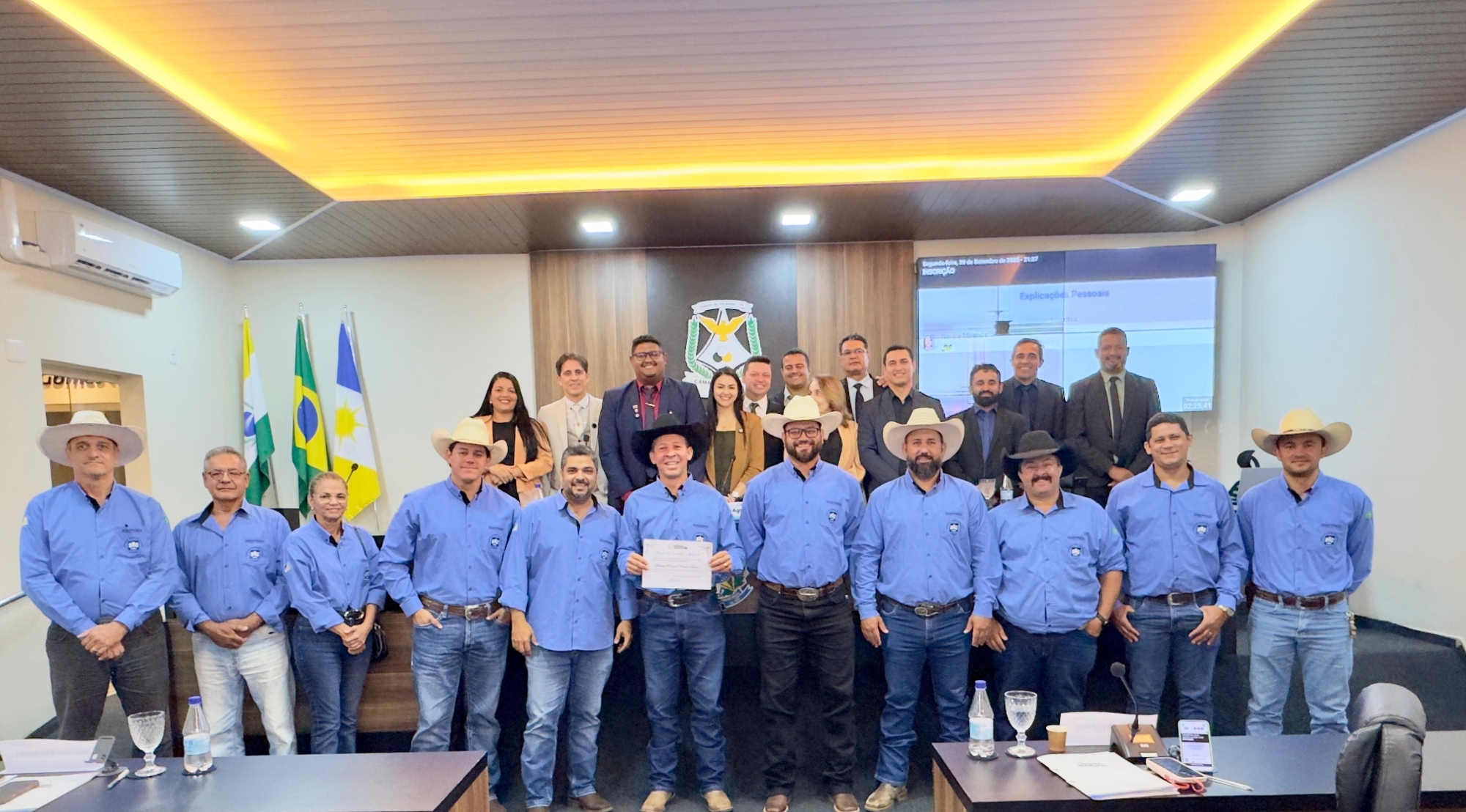 Câmara Municipal homenageia Sindicato Rural pela realização da 26ª Expocolinas
